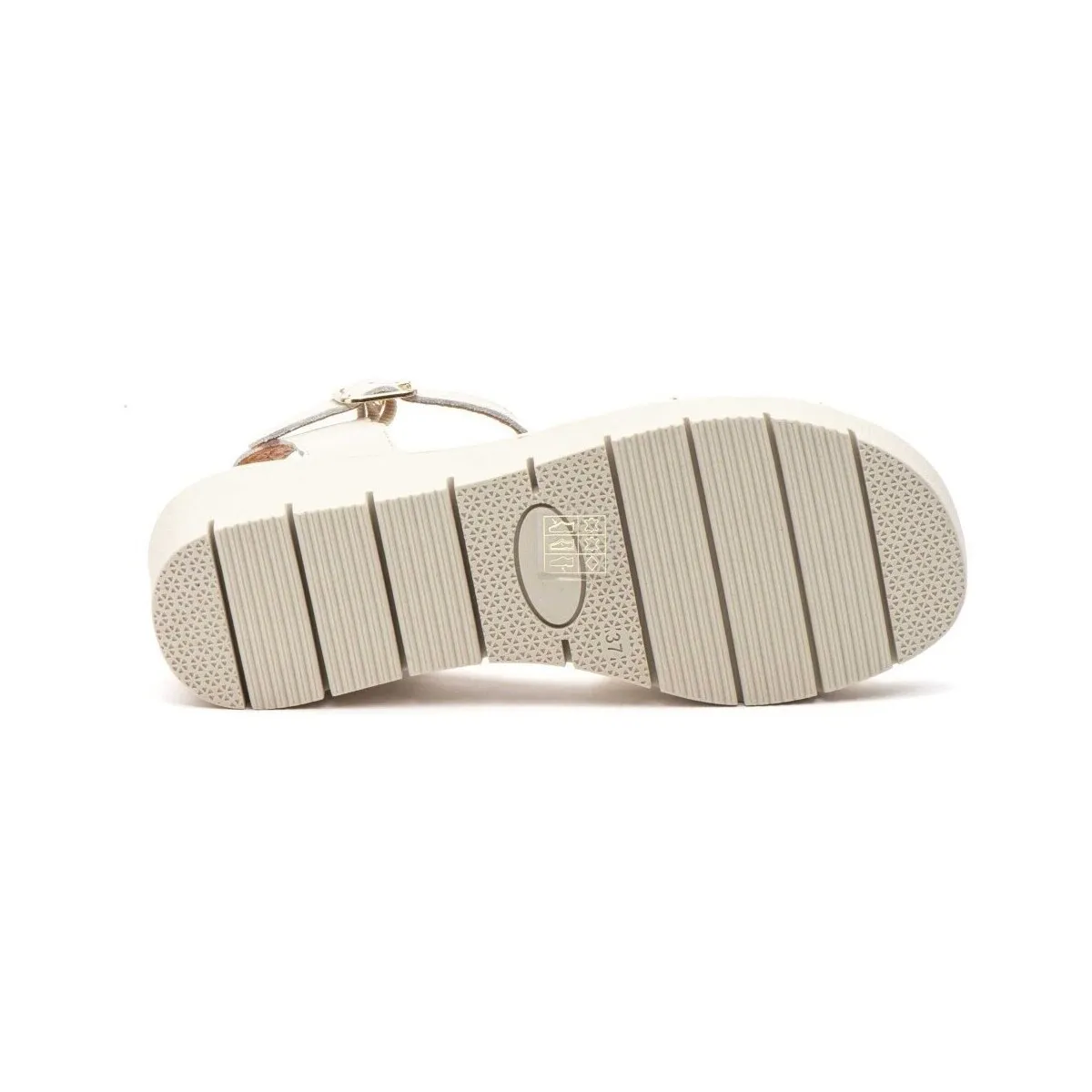 Sandalias de piel beige con cuña by CBP